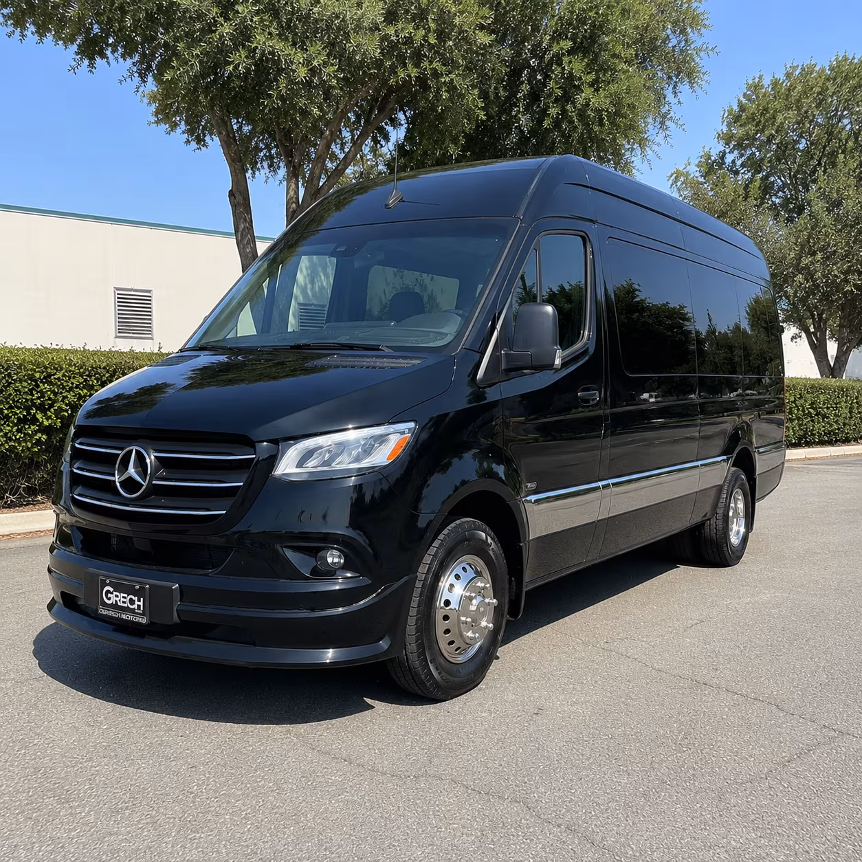 10 passenger sprinter van