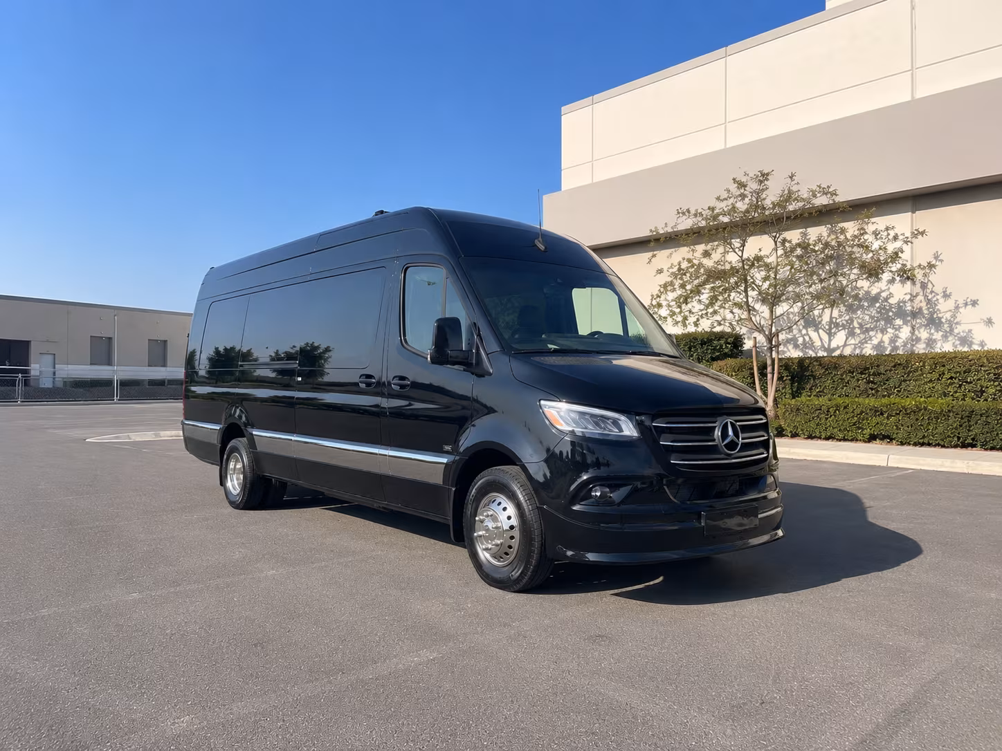 find the perfect transportation for your next corporate event 3