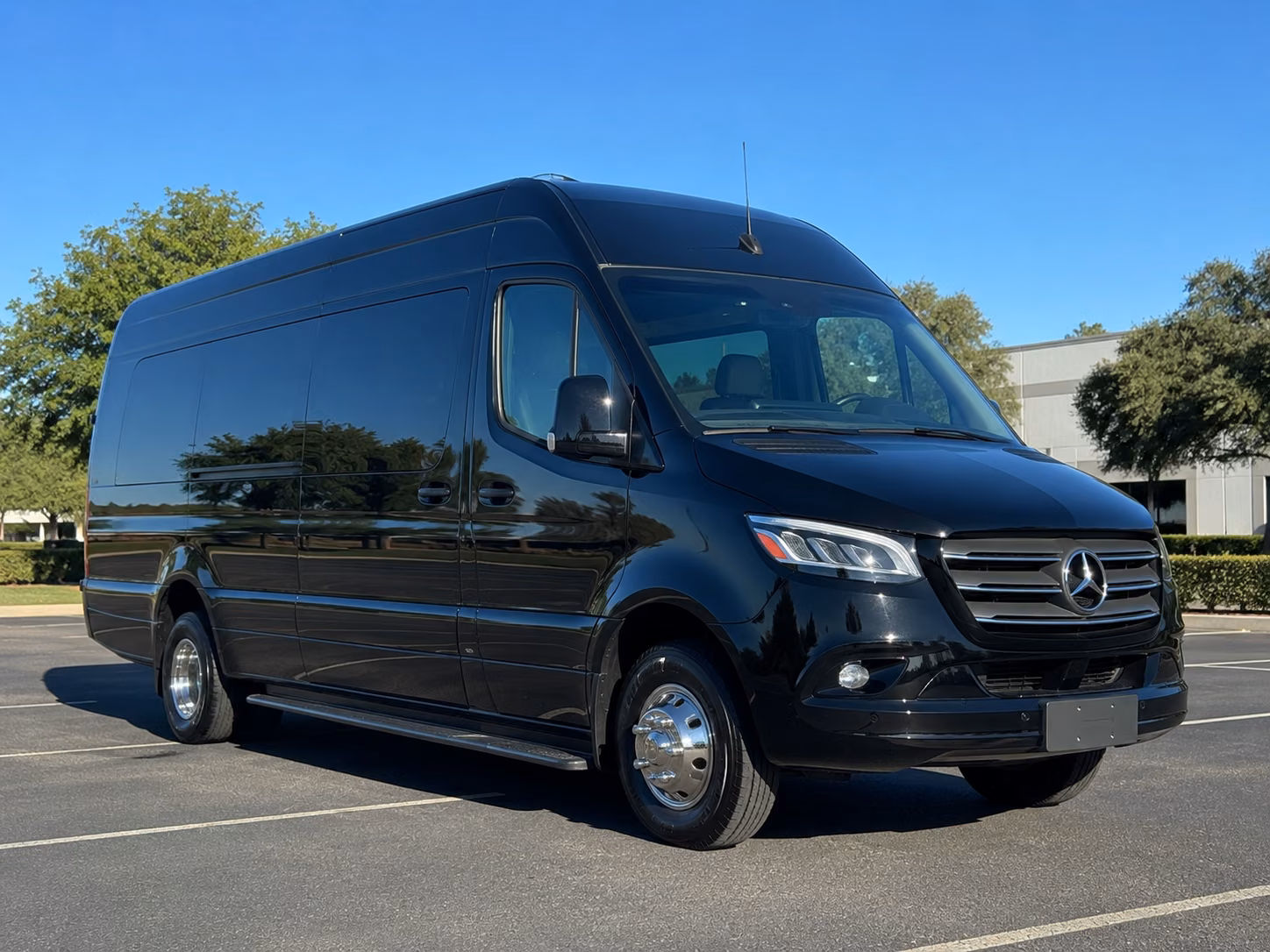 phoenix 8 passenger sprinter van